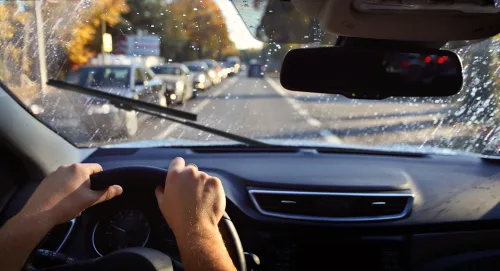 Mobil za volantom a mýty o bezpečnosti: Rozhovor s Milanom Břicháčom