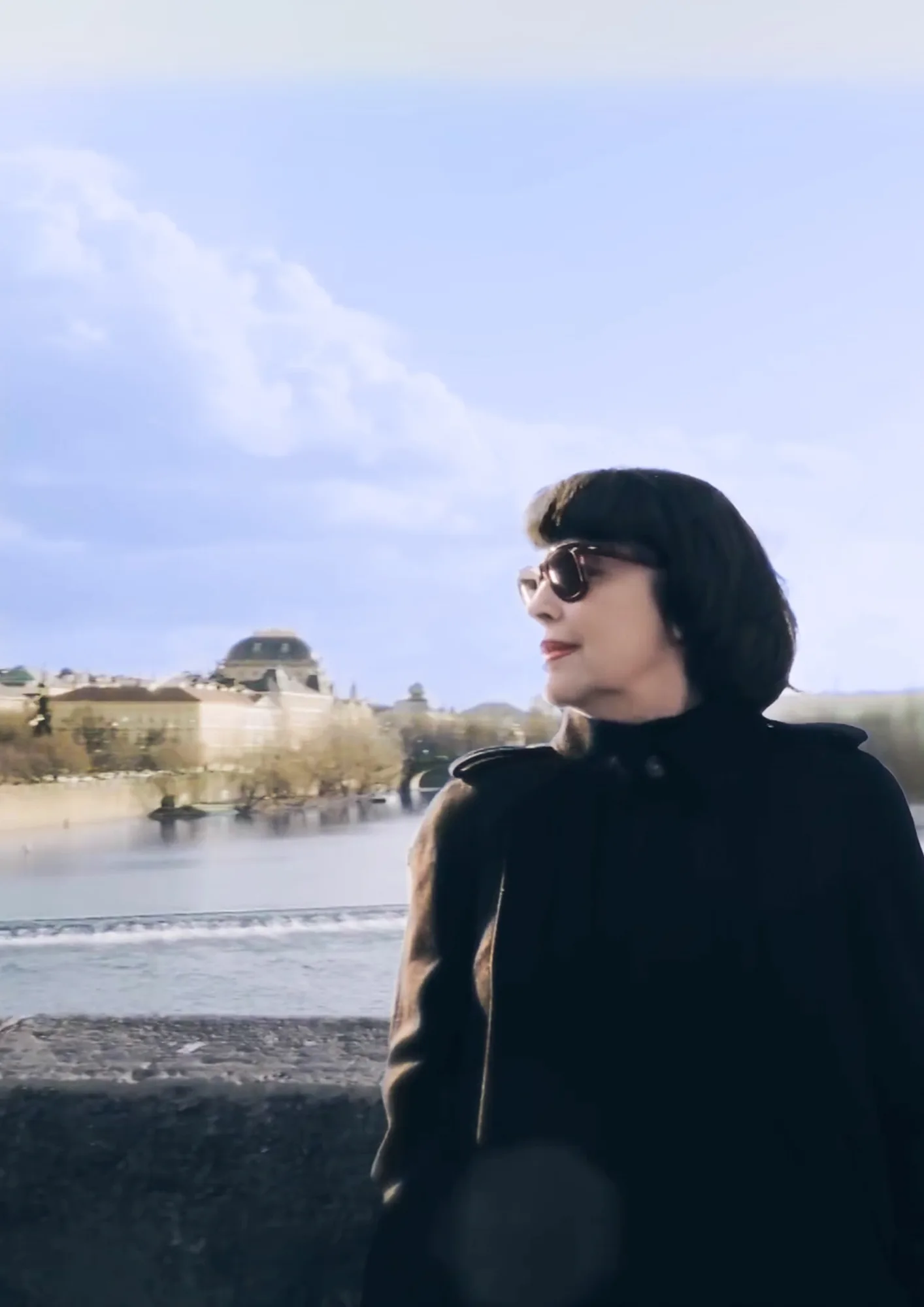 Jej hlas poznajú celé generácie. Mireille Mathieu má za sebou viac ako šesť desaťročí na scéne a svojimi piesňami dodnes prebúdza spomienky aj emócie.